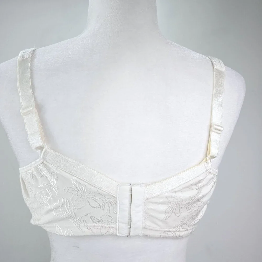 VTG Playtex Secrets Bra White Floral Cotton Underwire Full Coverage Bra 4415